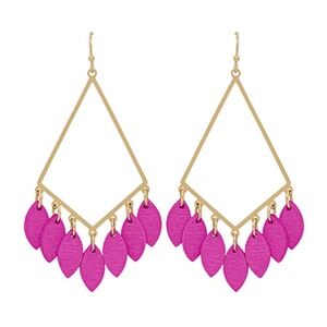 Wood Leaf Deco Diamond Shape Earrings
